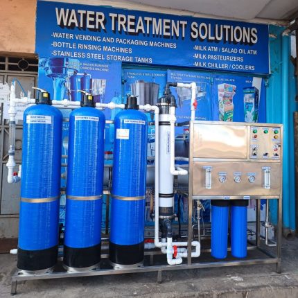 Reverse osmosis 2000 Litres per hour water plant sale in Kenya  What is a Reverse Osmosis (RO) Plant ? A Reverse Osmosis (RO) Plant is an advanced water purification system that uses a semi-permeable membrane to remove up to 99% of dissolved salts, impurities, and contaminants from water. By applying pressure, it forces water molecules through the membrane, leaving behind contaminants such as heavy metals (lead, arsenic), fluoride, nitrates, bacteria, viruses, and excess salts, resulting in water of exceptional purity.