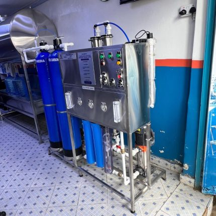 Reverse osmosis 3000 Litres per hour water plant sale in Kenya  What is a Reverse Osmosis (RO) Plant ?